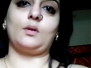 Horny Hunter Bhabhi Showing Her Boobs and Pussy